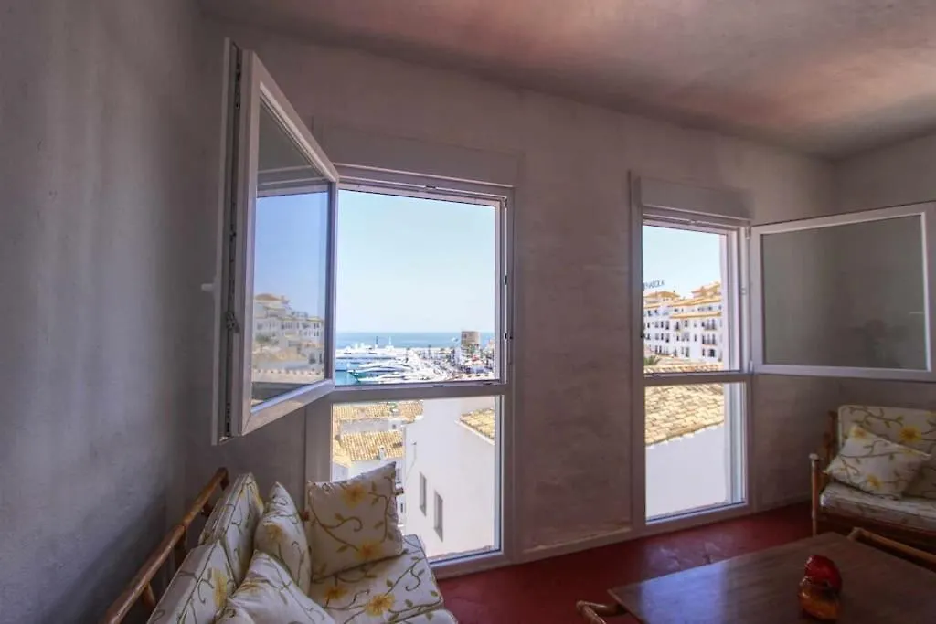 1079 - Frontline Puerto Banus Apartment Marbella 0*,  Spain